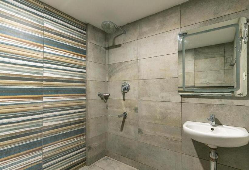 فندق Kings Calicut