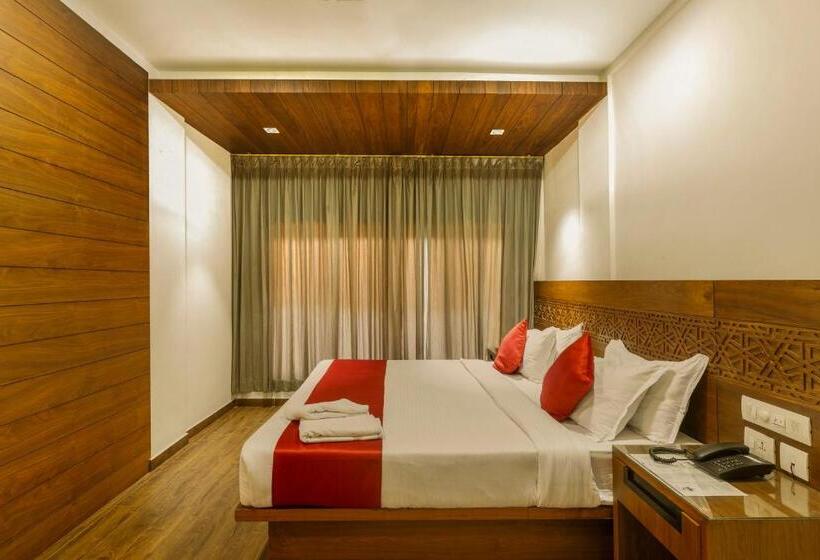 فندق Kings Calicut