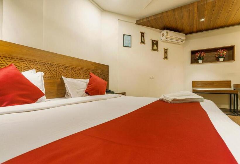 فندق Kings Calicut