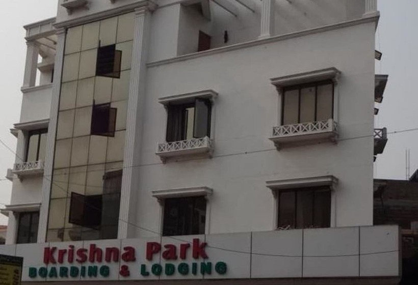 هتل Krishna Park