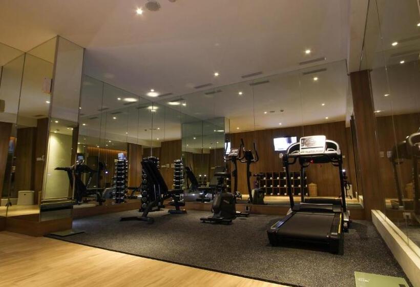 호텔 Kuretakeso Kemang