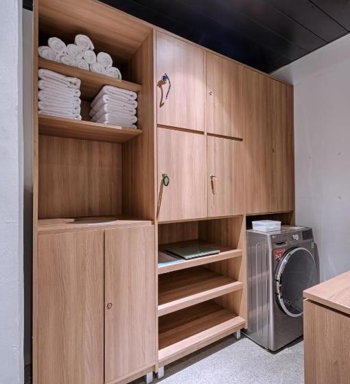 호텔 Kuretakeso Kemang