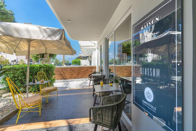 Maison 66, Riviera Hotels