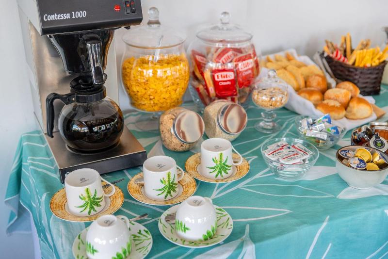 Maison 66, Riviera Hotels