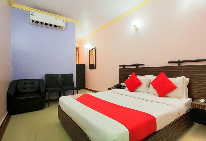 ホテル Beach View Villa Calangute