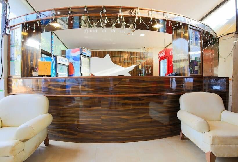 ホテル Beach View Villa Calangute