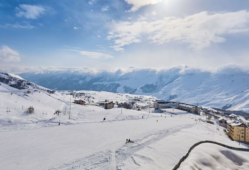 هتل New Gudauri Loft1