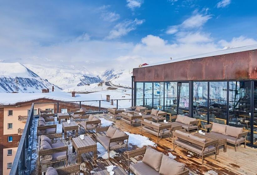 هتل New Gudauri Loft1
