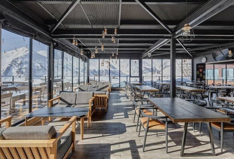 هتل New Gudauri Loft1