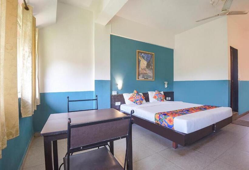 בית מלון כפרי Fabexpress Paradise Inn Panaji