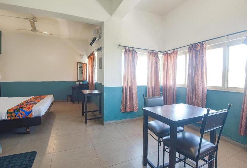 בית מלון כפרי Fabexpress Paradise Inn Panaji