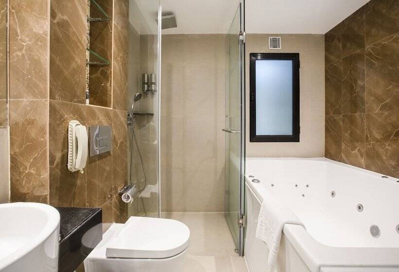 هتل Ramee  Techome