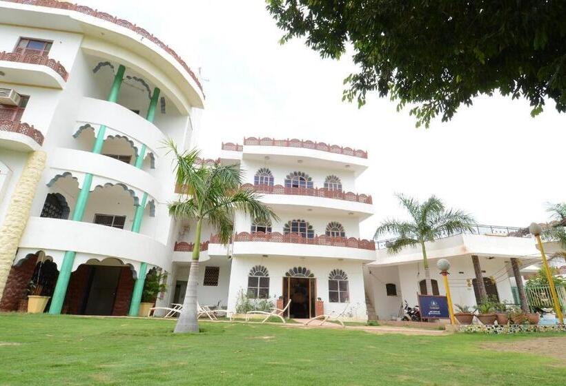 בית מלון כפרי Rani Bagh By Oyo Rooms