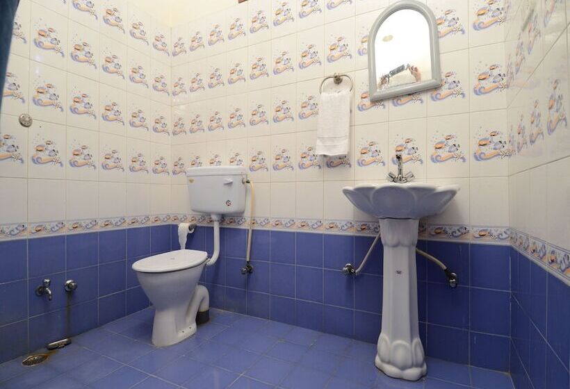 בית מלון כפרי Rani Bagh By Oyo Rooms