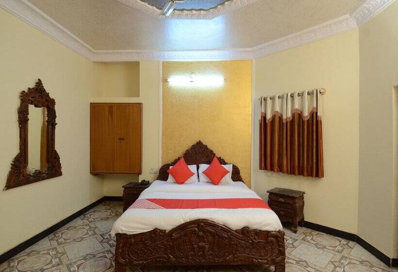 בית מלון כפרי Rani Bagh By Oyo Rooms