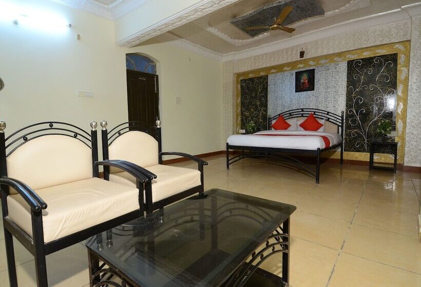 בית מלון כפרי Rani Bagh By Oyo Rooms