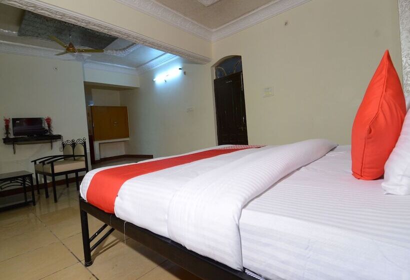 בית מלון כפרי Rani Bagh By Oyo Rooms