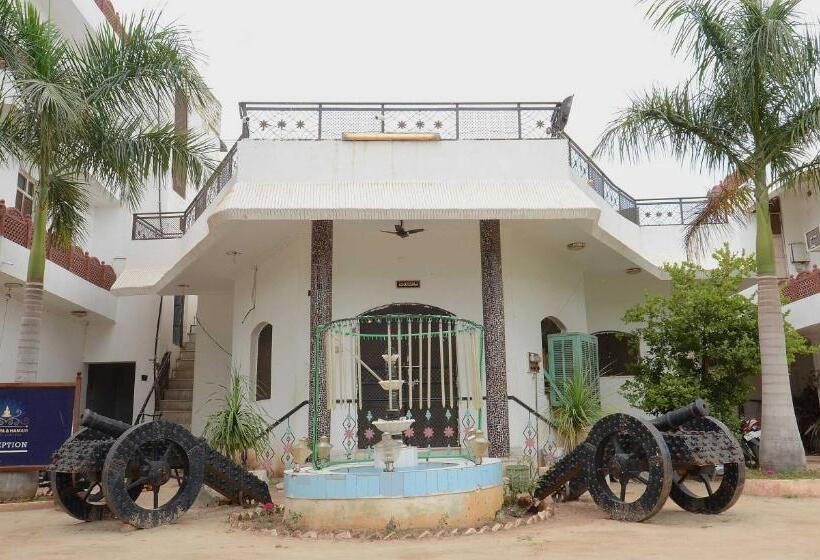 בית מלון כפרי Rani Bagh By Oyo Rooms