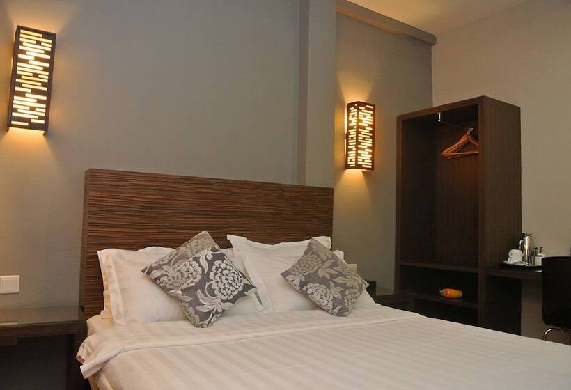 فندق Riverside Boutique