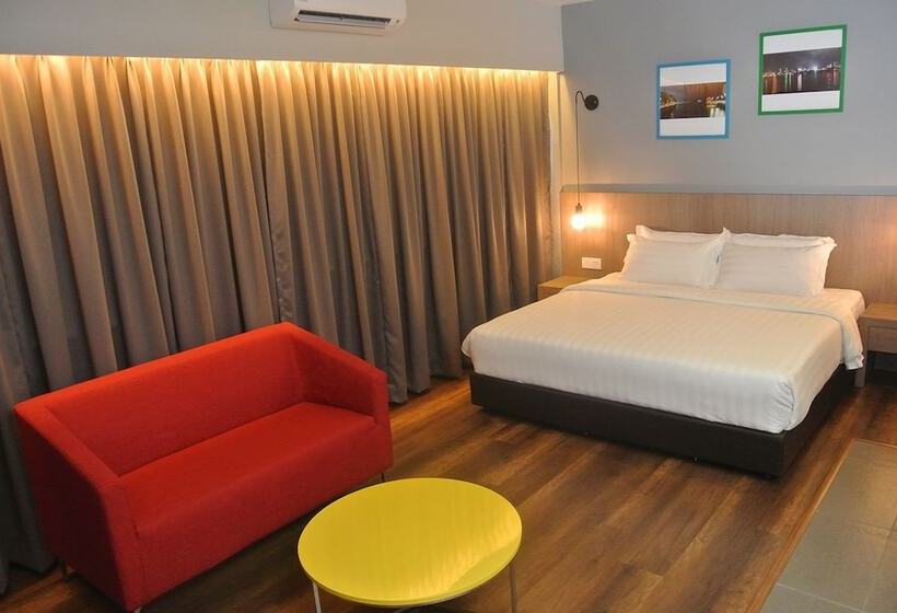 فندق Riverside Boutique