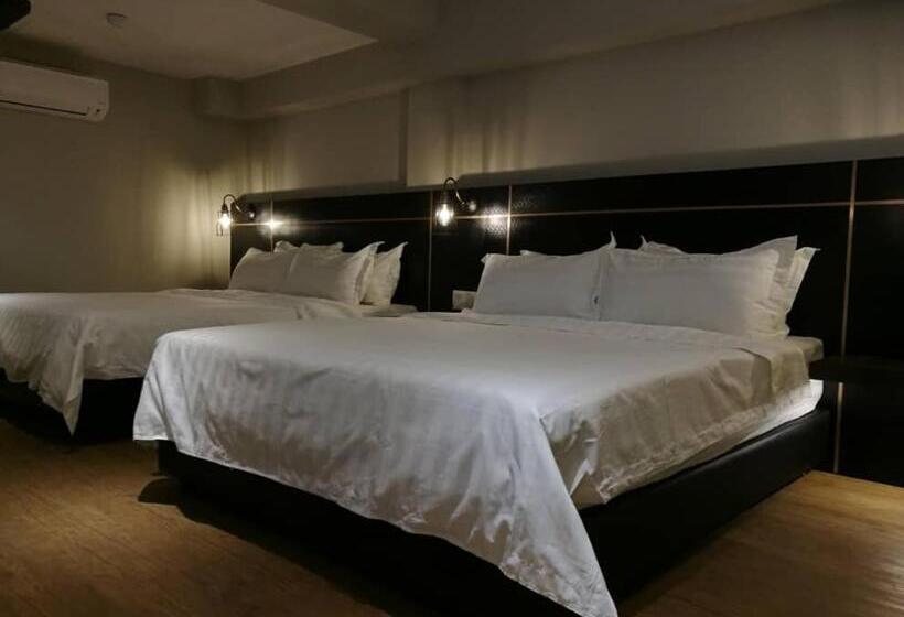 فندق Riverside Boutique