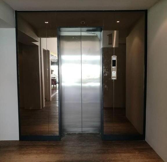 فندق Riverside Boutique