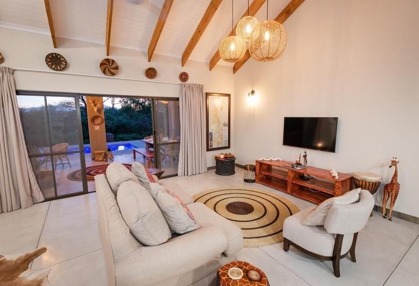 ホテル Rooibos Bush Lodge