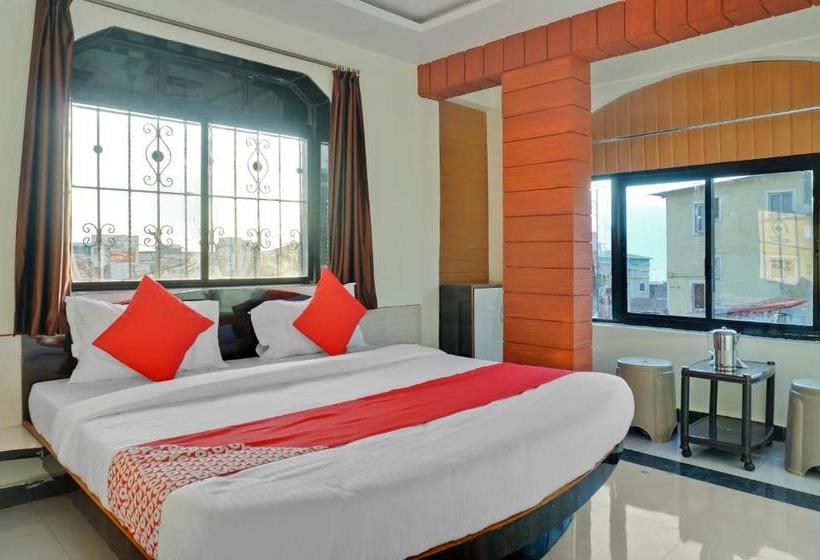 Отель Savera Palace Stays