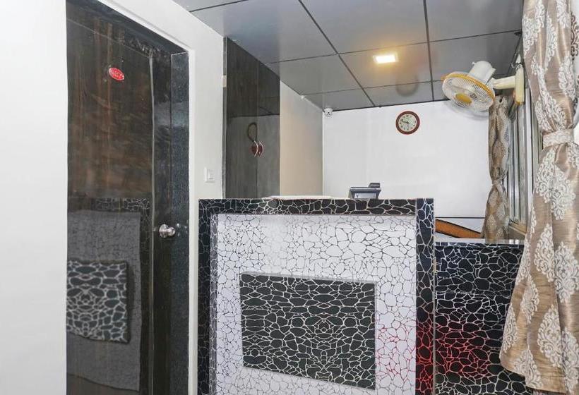 Отель Savera Palace Stays