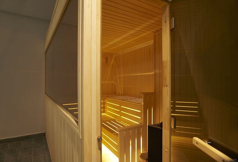 בית מלון כפרי Sunrise Jade   Adults Only