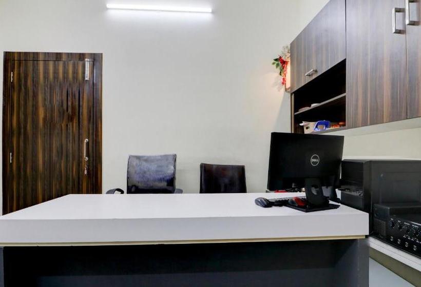 酒店 Treebo Trip Tulsi Palace