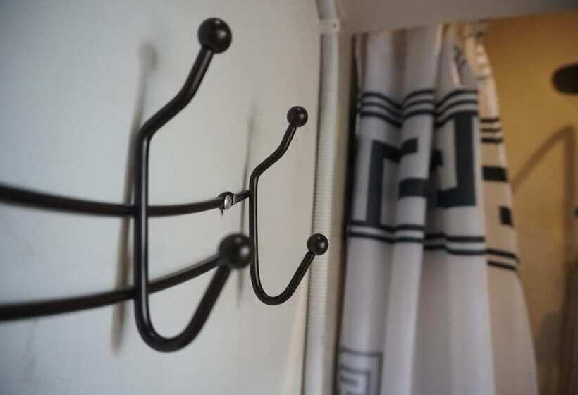 Lantai Dua Jogja   Hostel