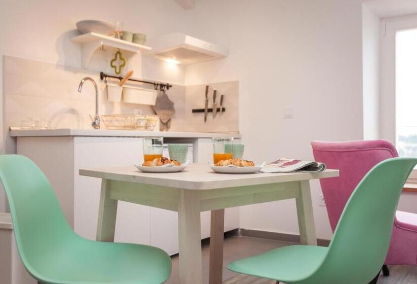 Пансион Apartments And Rooms Hey Rovinj