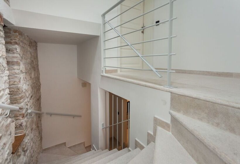 Пансион Apartments And Rooms Hey Rovinj