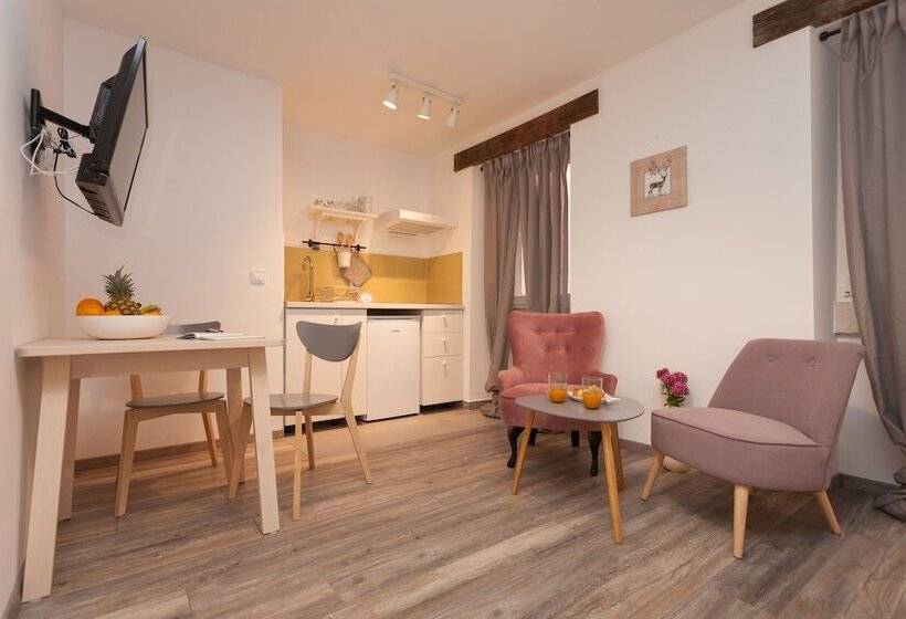 Пансион Apartments And Rooms Hey Rovinj