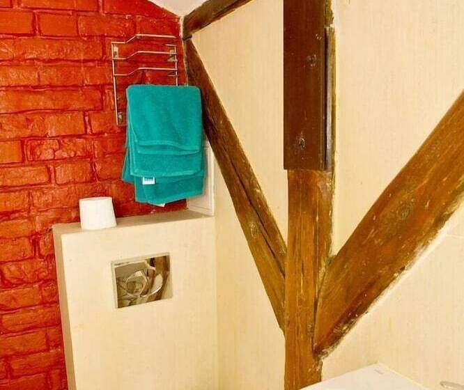 پانسیون Hoża Apartments And Rooms