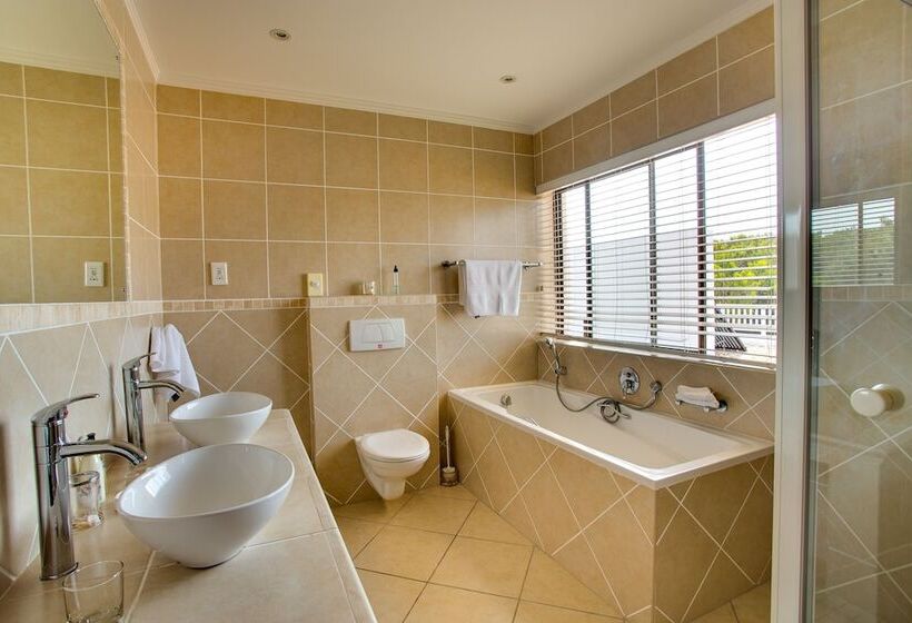 膳宿费 Limoni Luxury Suites