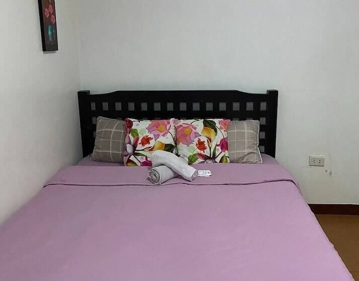 پانسیون Rachel S Bed And Breakfast Near Tagaytay