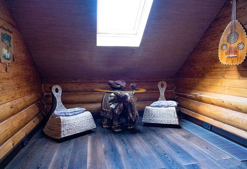 اقامتگاه Red Rock