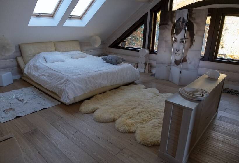 اقامتگاه Red Rock