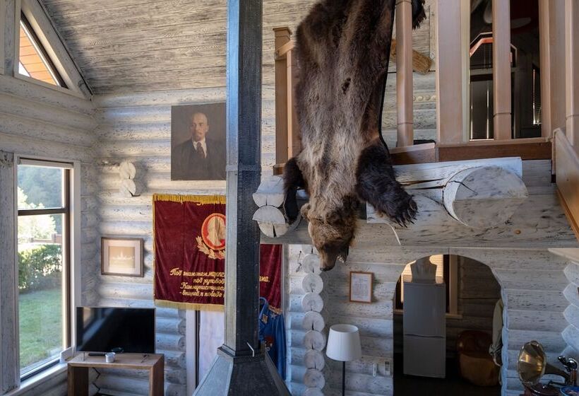 اقامتگاه Red Rock