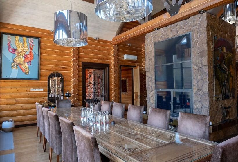 اقامتگاه Red Rock