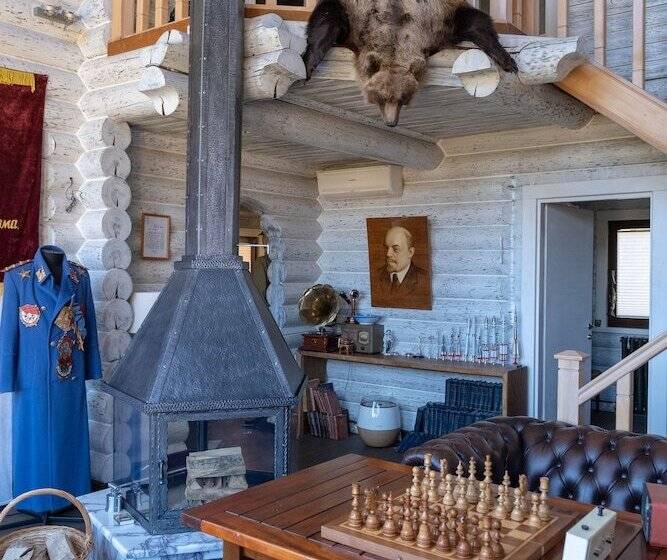 اقامتگاه Red Rock