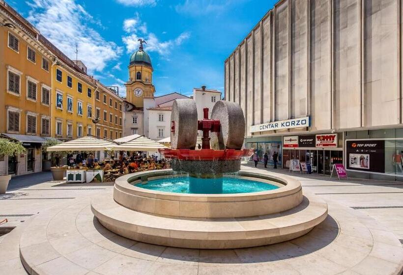 Rijeka Apartments Terra I & Ii