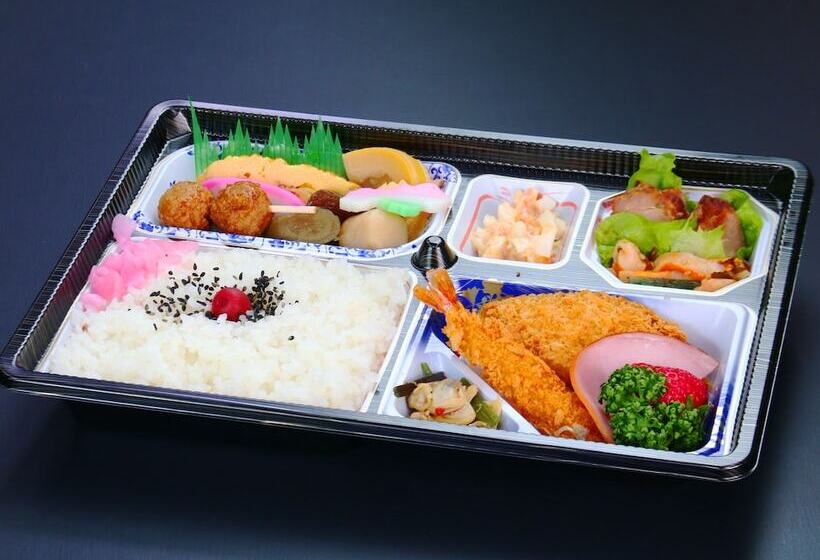 旅館 Minshuku Ookura