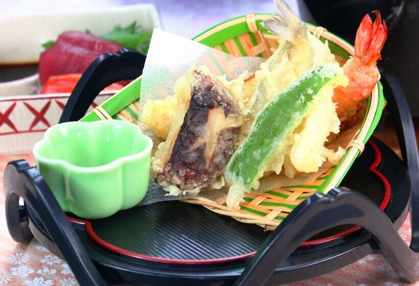 旅館 Minshuku Ookura