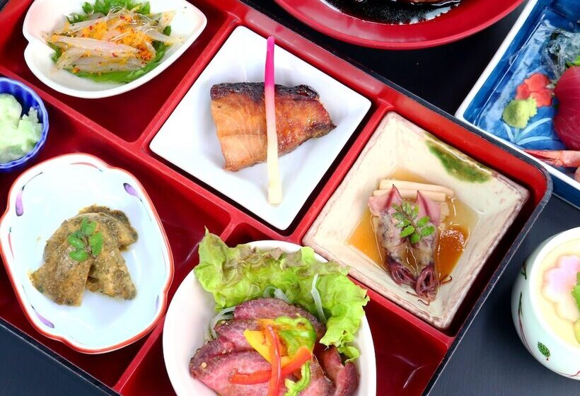 旅館 Minshuku Ookura