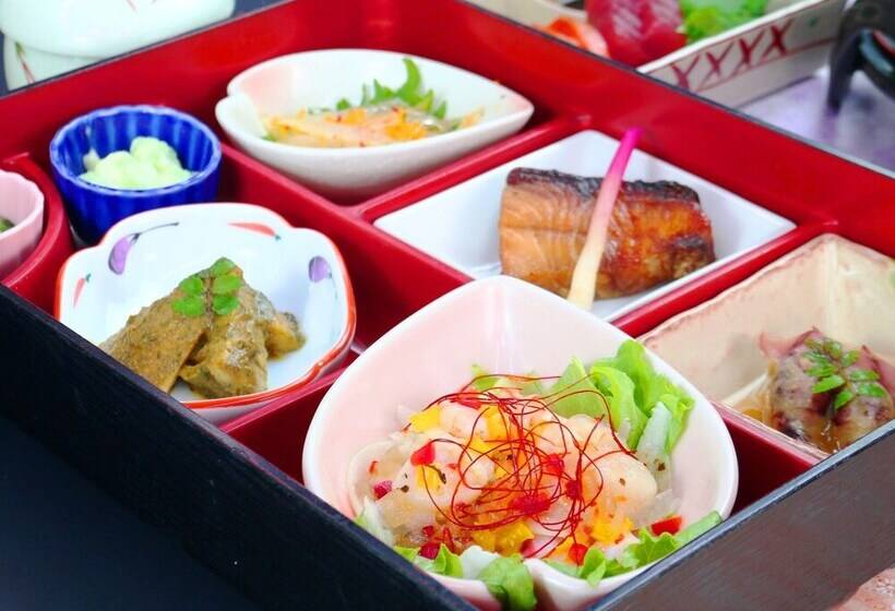 旅館 Minshuku Ookura