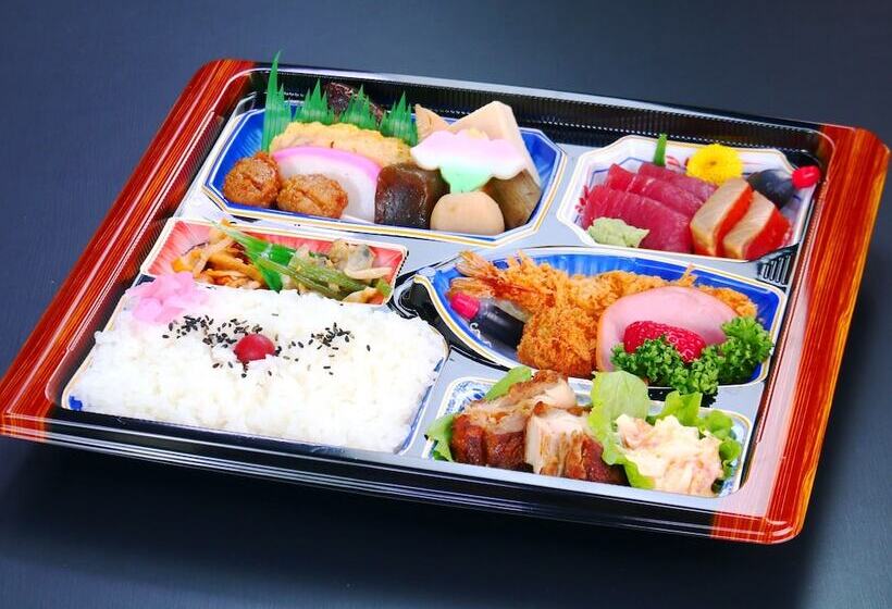 旅館 Minshuku Ookura