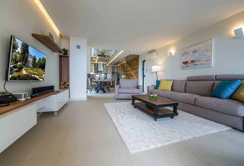 Villa Altavista   Seaview & Relax With Heated Pool & Minigolf